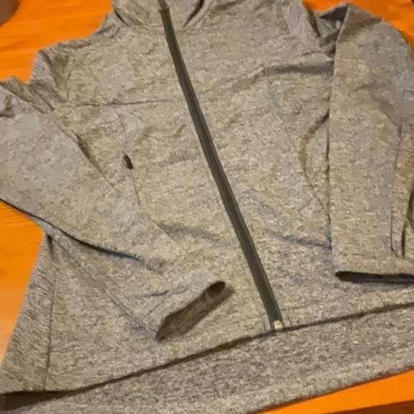 Helly Hansen S grey/black heathered high/low warm up jacket with full zipper - Picture 1 of 9